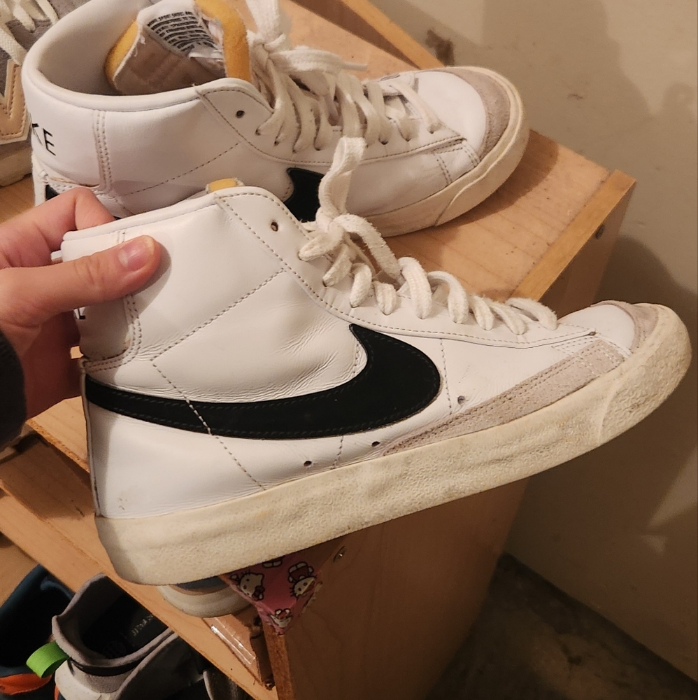 Nike Blazers size 7.5